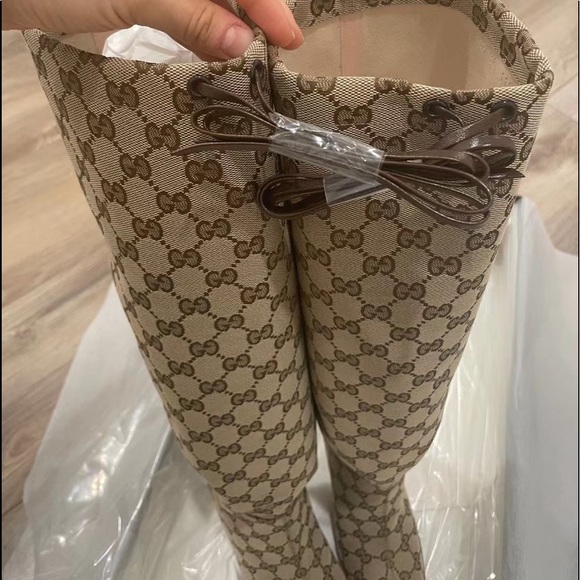 GUCCI Monogram Lisa Mid Heel Boots 38.5 Beige - Picture 5 of 10